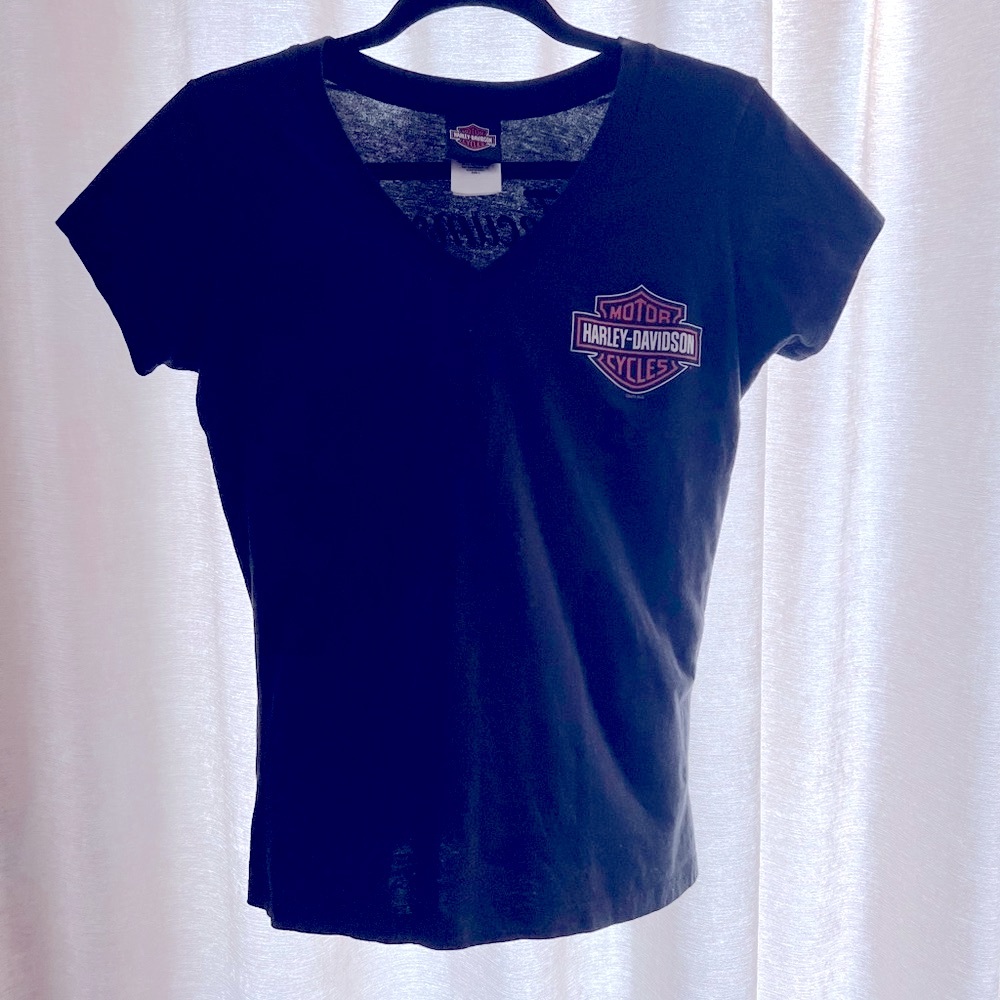 Women’s Harley Davidson v-neck fitted t-shirt.